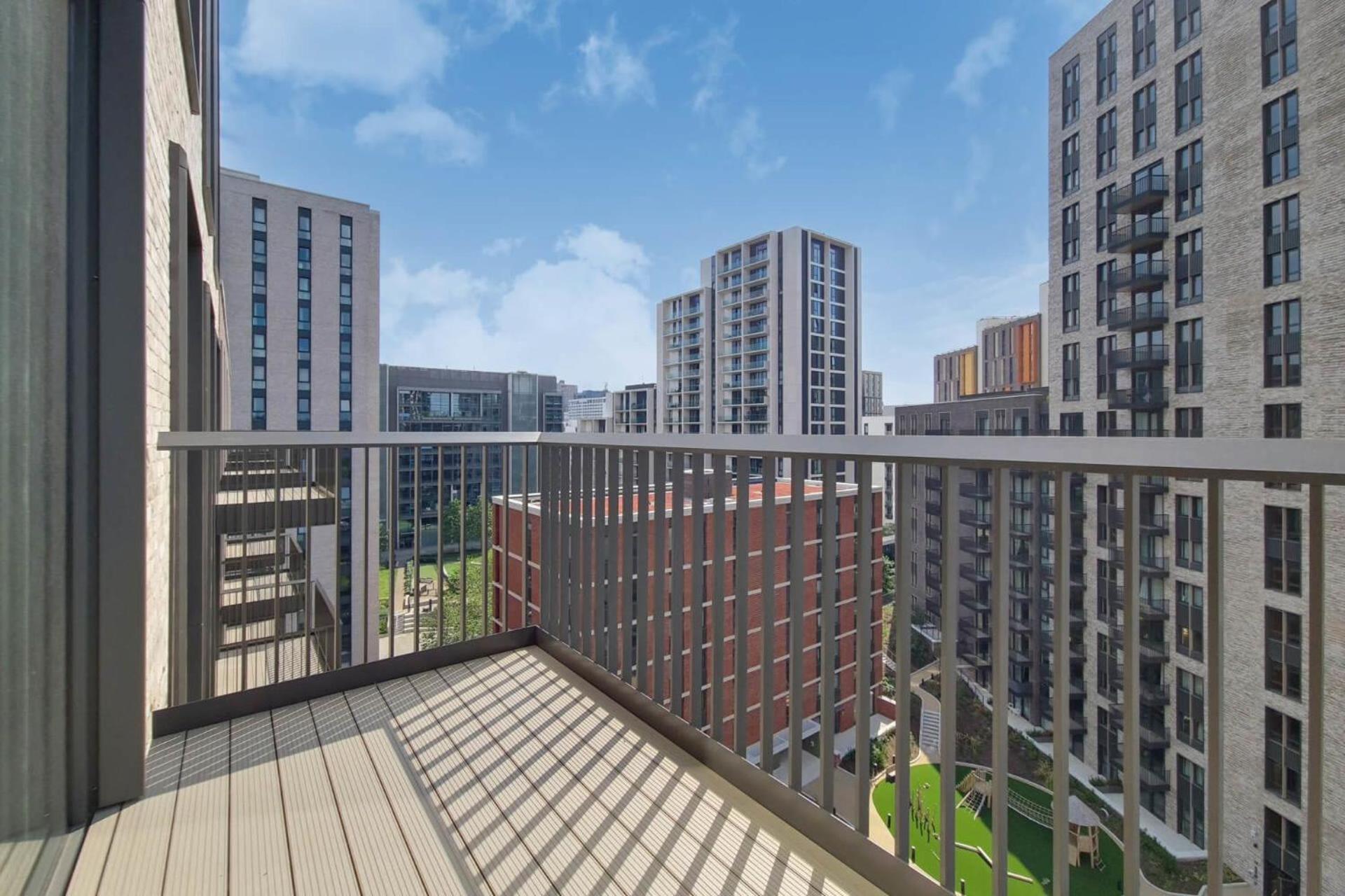 Botanical-Inspired Apartments At Repton Gardens Right In The Heart Of Wembley Park Londres Exterior foto